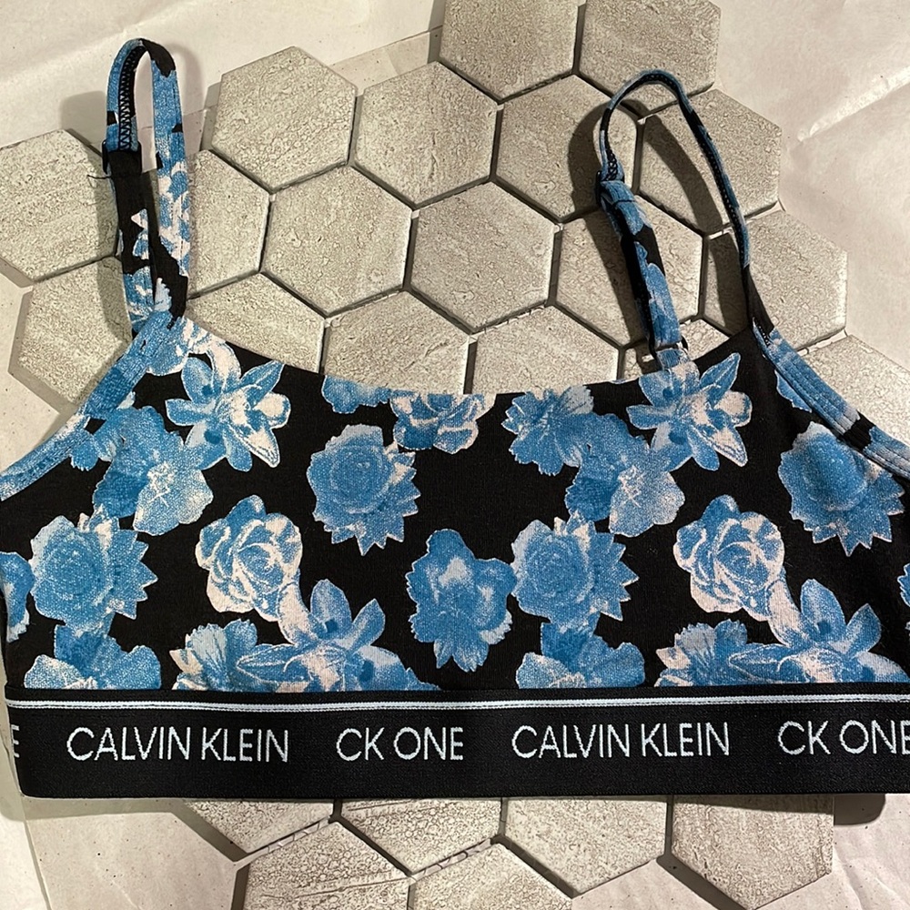 Calvin Klein Sports Bra